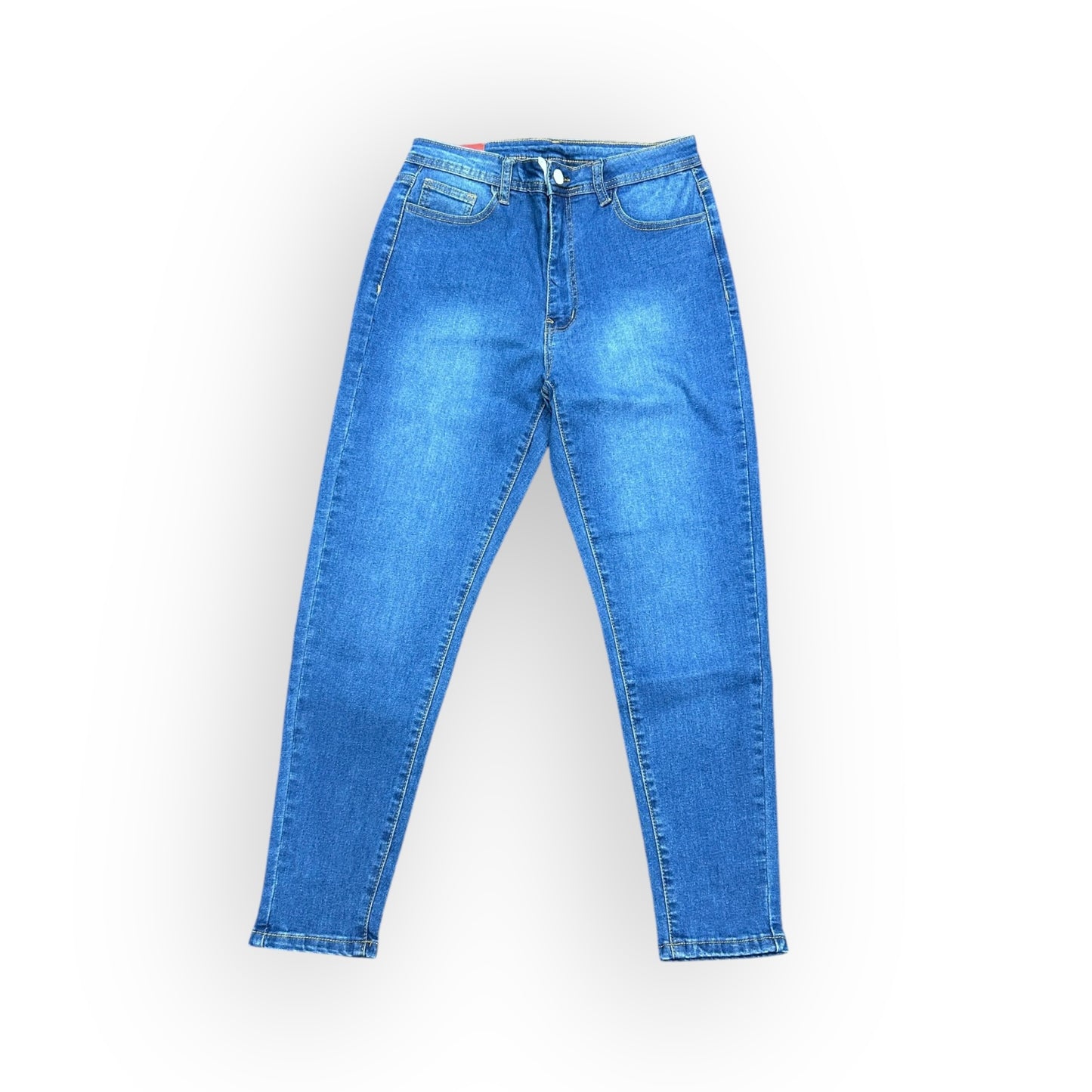 Classic Light-Wash Jeans – Sleek and Versatile Fit